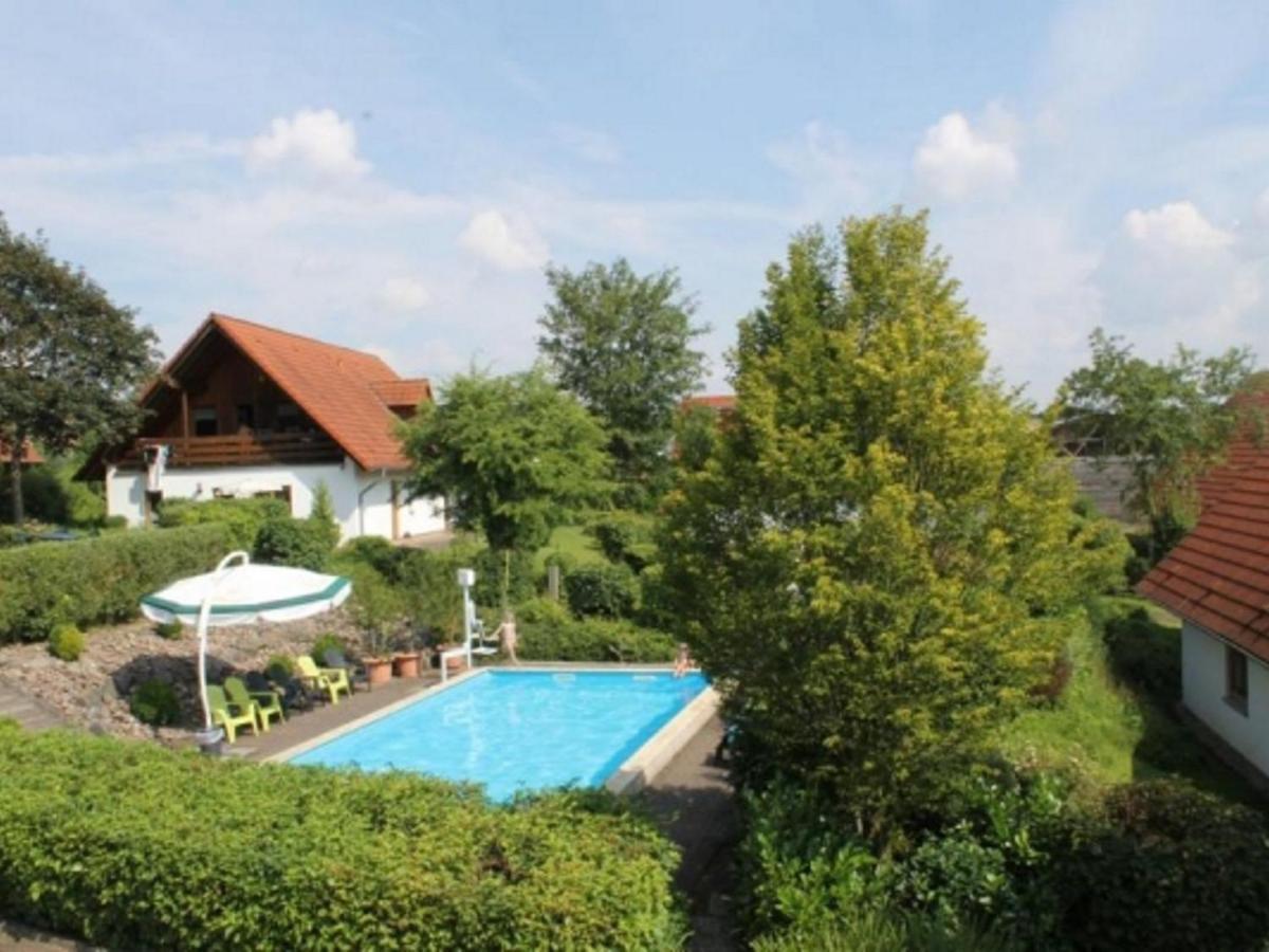 Spacious Apartment In The Green Bruchttal Bredenborn ภายนอก รูปภาพ