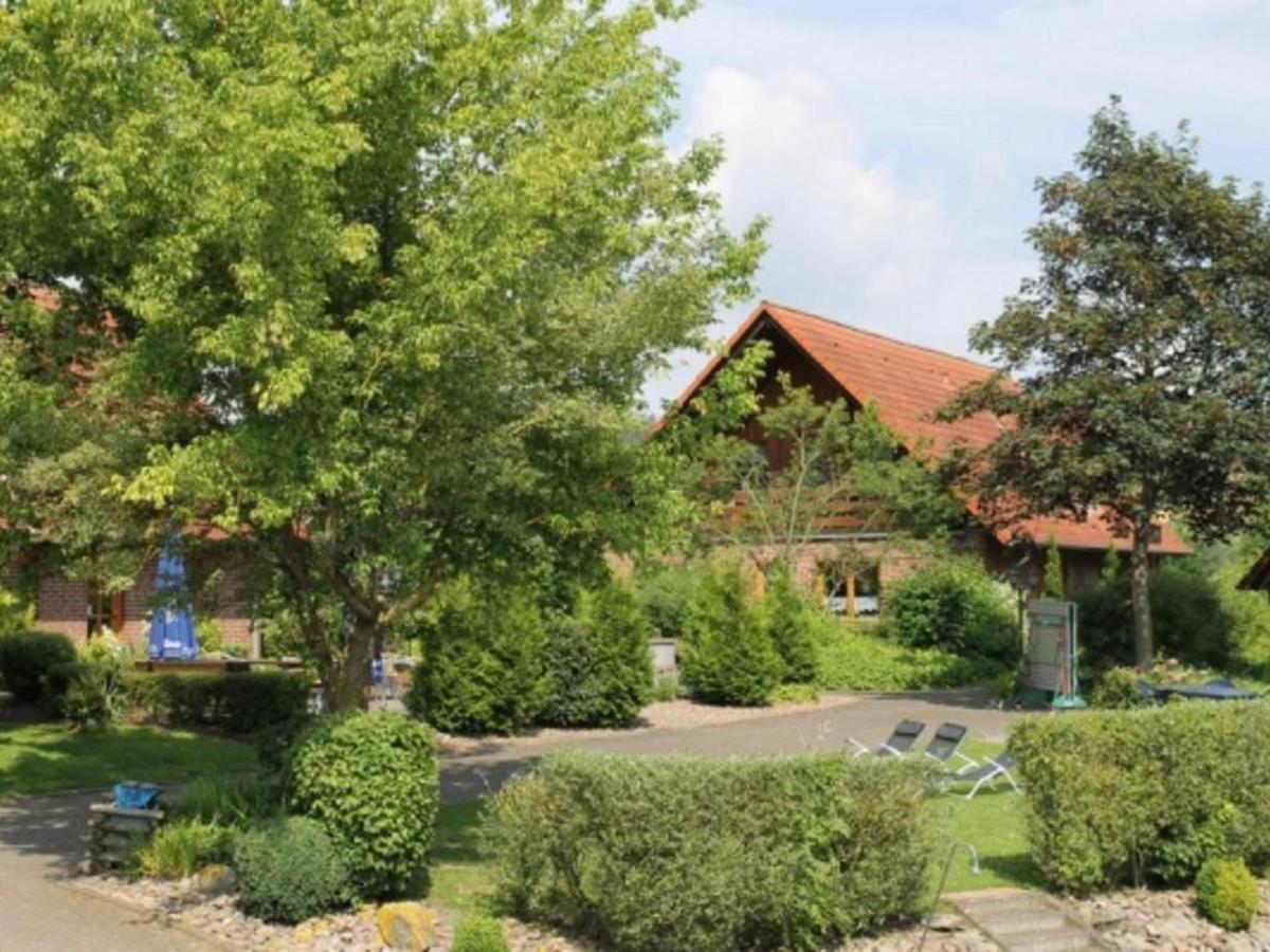 Spacious Apartment In The Green Bruchttal Bredenborn ภายนอก รูปภาพ